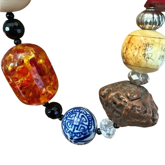 Artisan Beaded hand carved Necklace with Fish Pendant - Picture 3 of 5